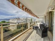 Cannes Palm Beach 3 pièces en dernier étage à louer à...