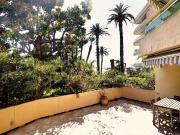 Cannes Palm Beach Appartement en rez de jardin avec vue mer