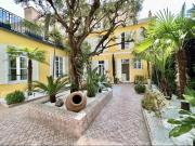 CANNES RUE D'ANTIBES MAISON DE VILLE LUXUEUSE