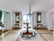 Cannes, un appartement villa avec piscine privée dans un...