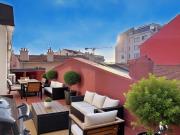 CANNES VIEUX PORT LOFT 3 PIECES TERRASSE VUE MER