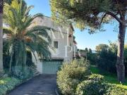 Cannes – Villa à Fort Potentiel avec Vue Mer et...