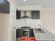 Canning Vale 4 bedrooms house
