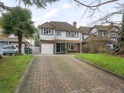 Canons Drive, Edgware, 4 Bedroom Detached