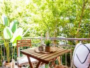 Canopy Loft – Bright & Stylish Loft with Balcony...