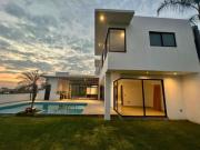CASA EN VENTA EN LA ZONA DE LOMAS DE COCOYOC