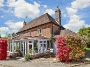 Canterbury Road, Etchinghill, 3 Bedroom Cottage