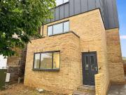 Canterbury Road, Sittingbourne 1 bed apartment to rent...