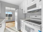 Canterbury Square Renovated 3 Bedroom Ground Floor...