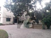 Cantt, 7 kanal house for sale gulberg near jail road...