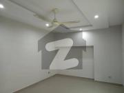 Cantt, commercial building for rent gulberg model town...