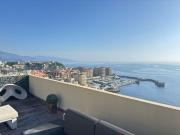 CAP D' AIL: Penthouse en duplex vue mer