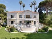 CAP D'ANTIBES VERSANT OUEST FRONT DE MER