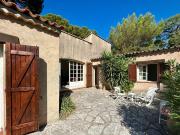 Cap d'Antibes, Au calme dans une pinède à proximité...