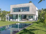 Cap d'Antibes Villa contemporaine proche plages