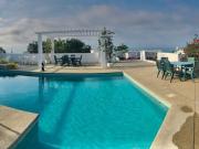 CAPAES: INCREIBLE DISTRIBUCION EN 3 PISOS CON PISCINA