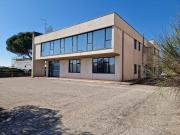 Capannone / Fondo in vendita a Perugia