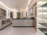 Locale commerciale in affitto a Milano