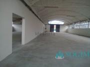 Capannone in affitto di 1000 m²