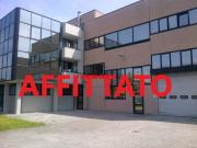 Capannone in affitto di 1010 m²