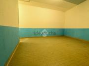 Capannone in affitto di 120 m² in Via Achille Muzio