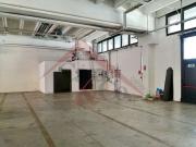 Capannone in affitto di 1190 m² in Via Tacito