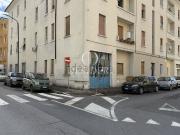 Capannone in affitto di 146 m² in Via Trento, 67