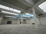 Capannone in affitto di 1500 m² in Via Brescia
