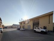 Capannone in affitto di 150 m² in Via Giuseppe Massari, 37