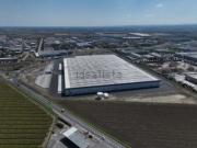 Capannone in affitto di 16000 m² in Via Stradelli Guelfi