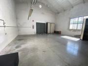 Capannone in affitto di 165 m² in Via per Iolo, 3