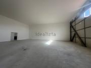 Capannone in affitto di 220 m² in Via Ferrante Imparato