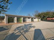 Capannone in affitto di 240 m² in Via di Baccanello