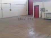 Capannone in affitto di 300 m²
