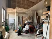 Capannone in affitto di 325 m² in Via Altiero Spinelli