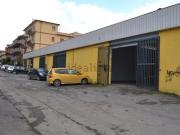 Capannone in affitto di 350 m² in Via Atlante