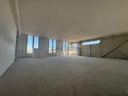 Capannone in affitto di 360 m² in Via Ferrante Imparato