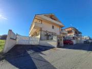 Capannone in affitto di 515 m² in Via della Magliana, 684