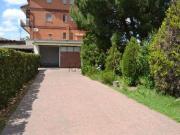 Capannone in affitto di 68 m² in Via Lucio Mariani