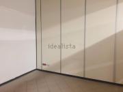 Capannone in affitto di 720 m² in Viale Alexandre...