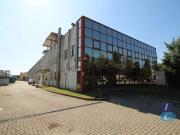Capannone in affitto di 7500 m² in Via Alcide De Gasperi