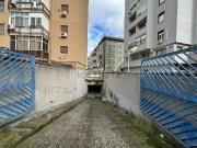 Capannone in affitto di 800 m² in Via Filippo Brunelleschi