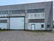 Capannone in affitto di 850 m² in Via Matteotti, 42