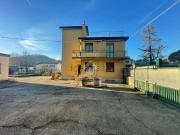 Capannone in vendita di 1000 m² in Via Antonio Locatelli