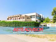 Capannone in vendita di 10500 m² in Via Langhe, 13