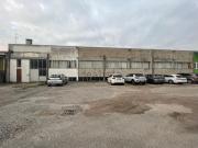 Capannone in vendita di 1071 m²