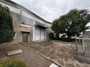 Capannone in vendita di 1100 m² in Largo Luigi Pasteur, 30