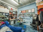 Capannone in vendita di 123 m² in Via Tolmezzo