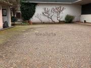 Capannone in vendita di 1195 m² in Via Fascia Rossa