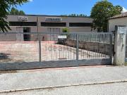 Capannone in vendita di 1409 m² in Via Giuliano Ceresani